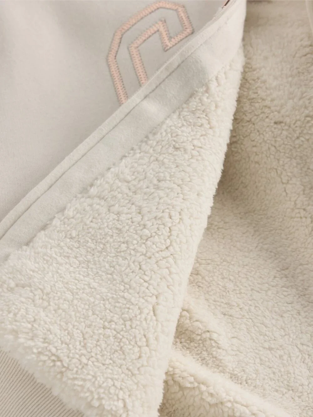 Gap Kids Cozy Sherpa Zip Hoodie Girls Youth M 8 Metallic Graphic Logo Ivory